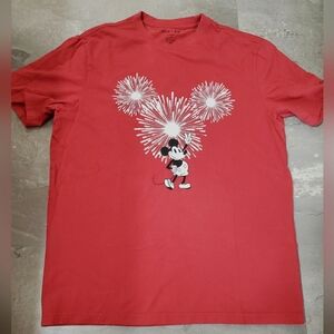 American Eagle X Disney. Red T-Shirt with Mickey Mouse Fireworks Design. M.